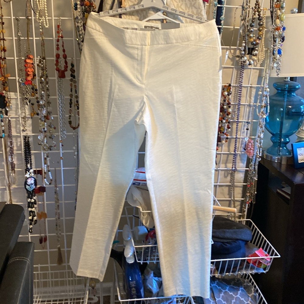 Roz & Ali dressy ivory cream ankle pants, zebra pattern, NWT. 14